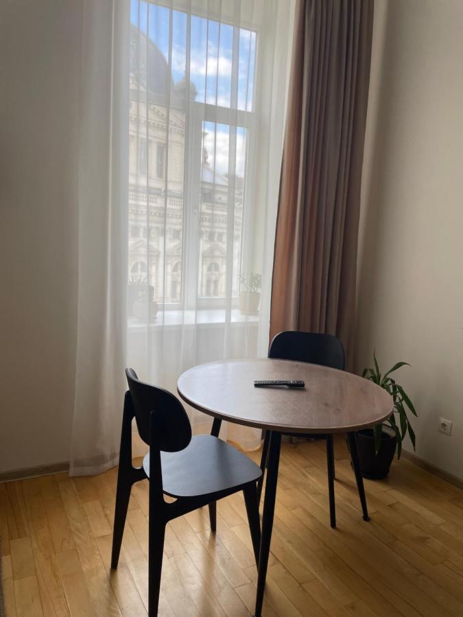 Apartment With The View Of The Opera House Lviv Eksteriør billede